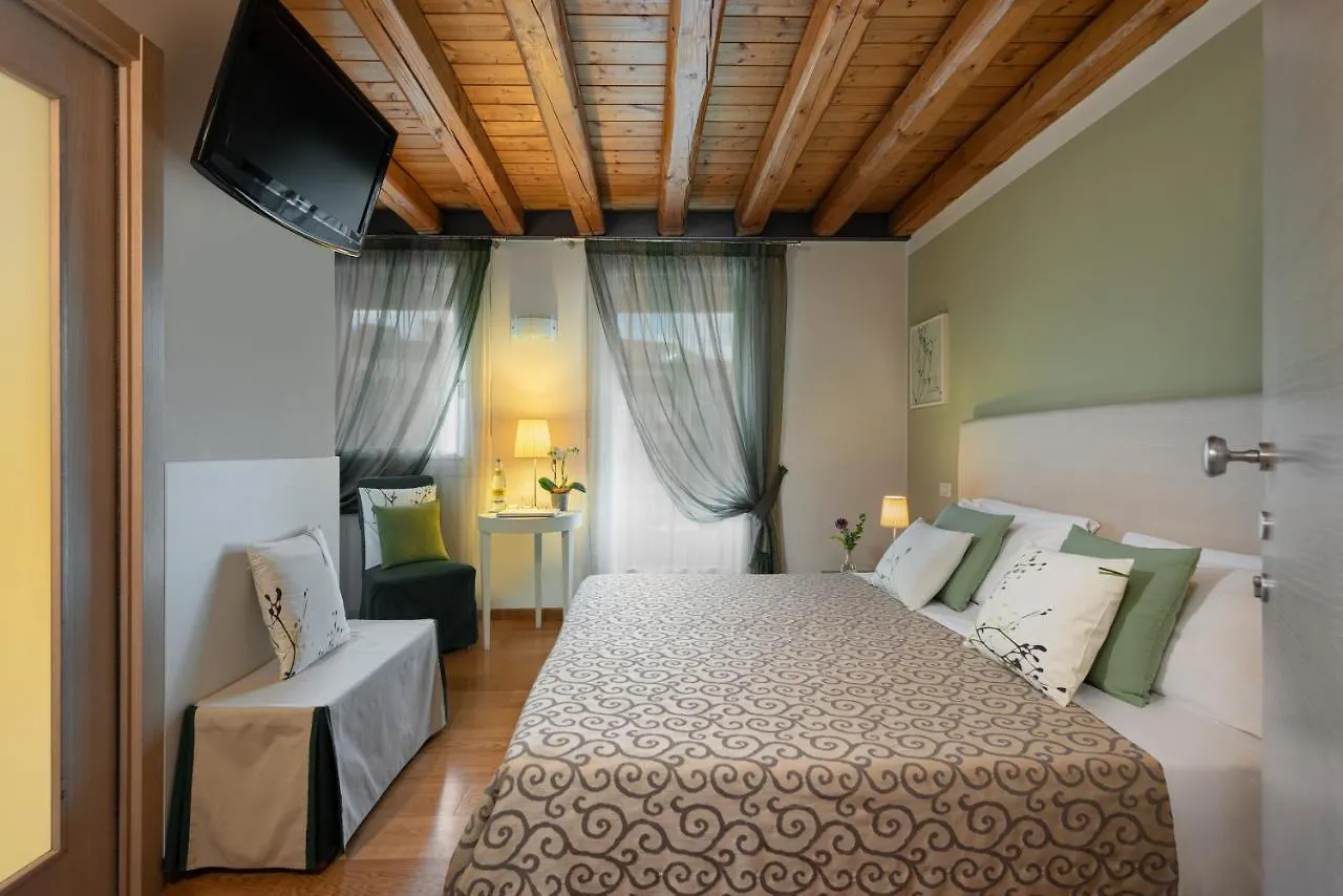 Hotel Rovere Treviso 3*,  Italy
